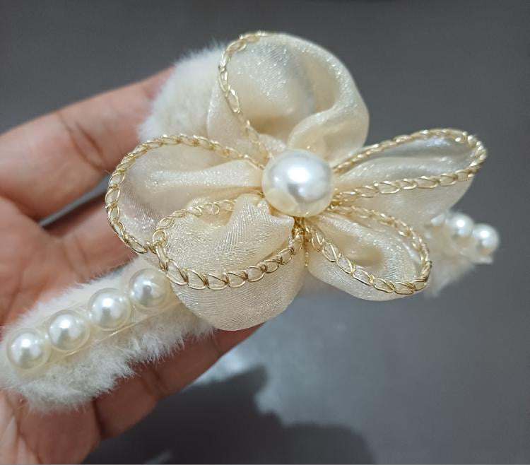 Korean fluffy hair clutch with pearl
