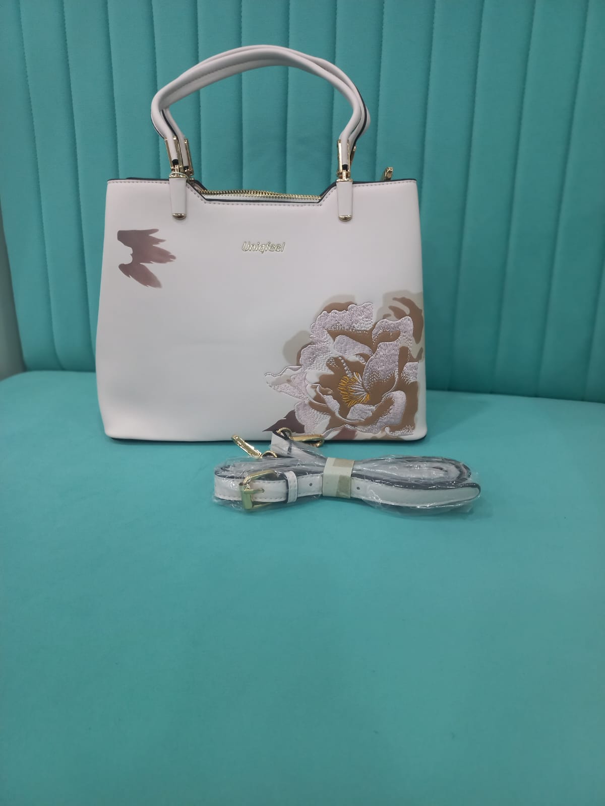 Classy white color handbag