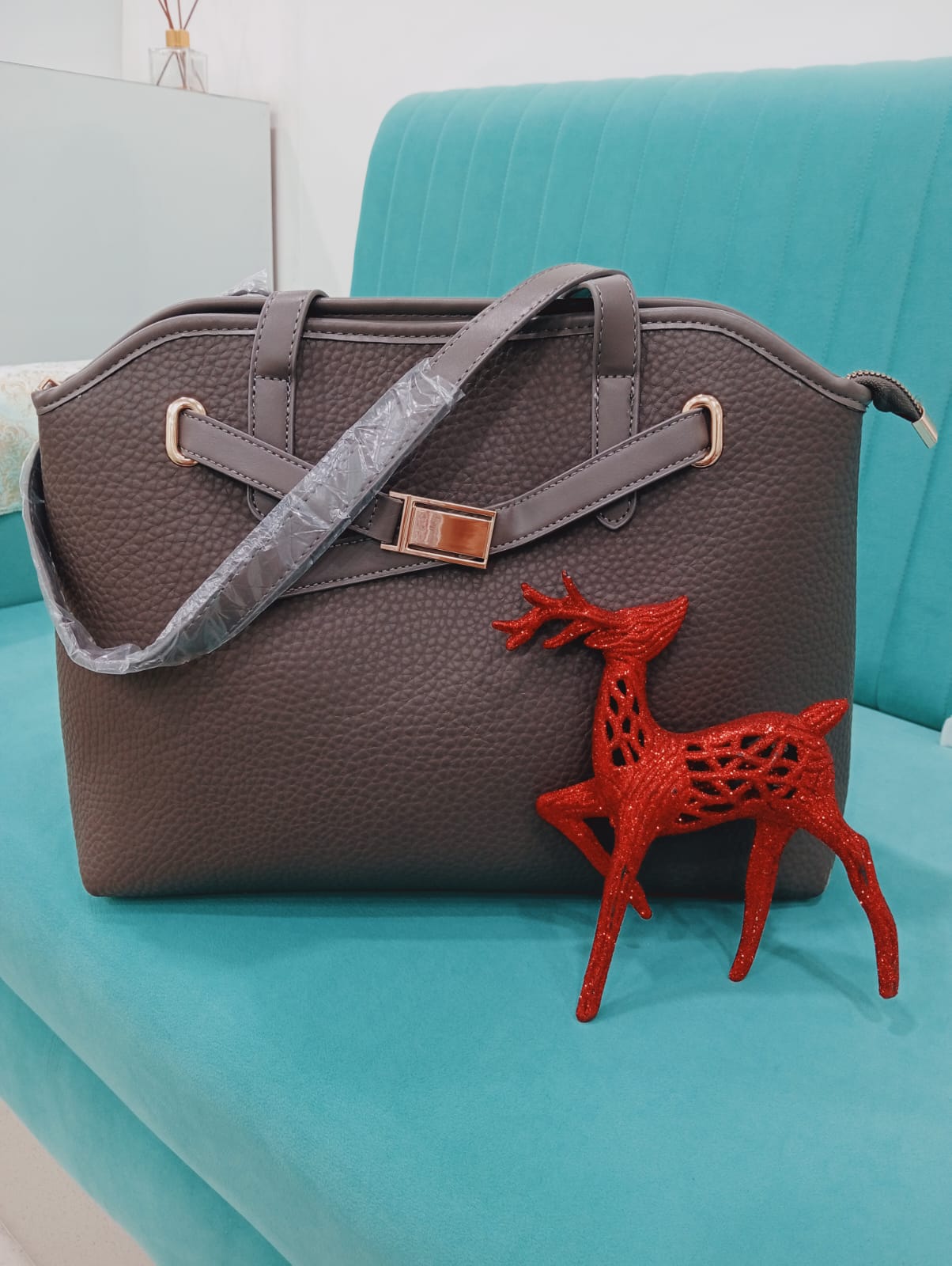 Classic Shoulder Bag