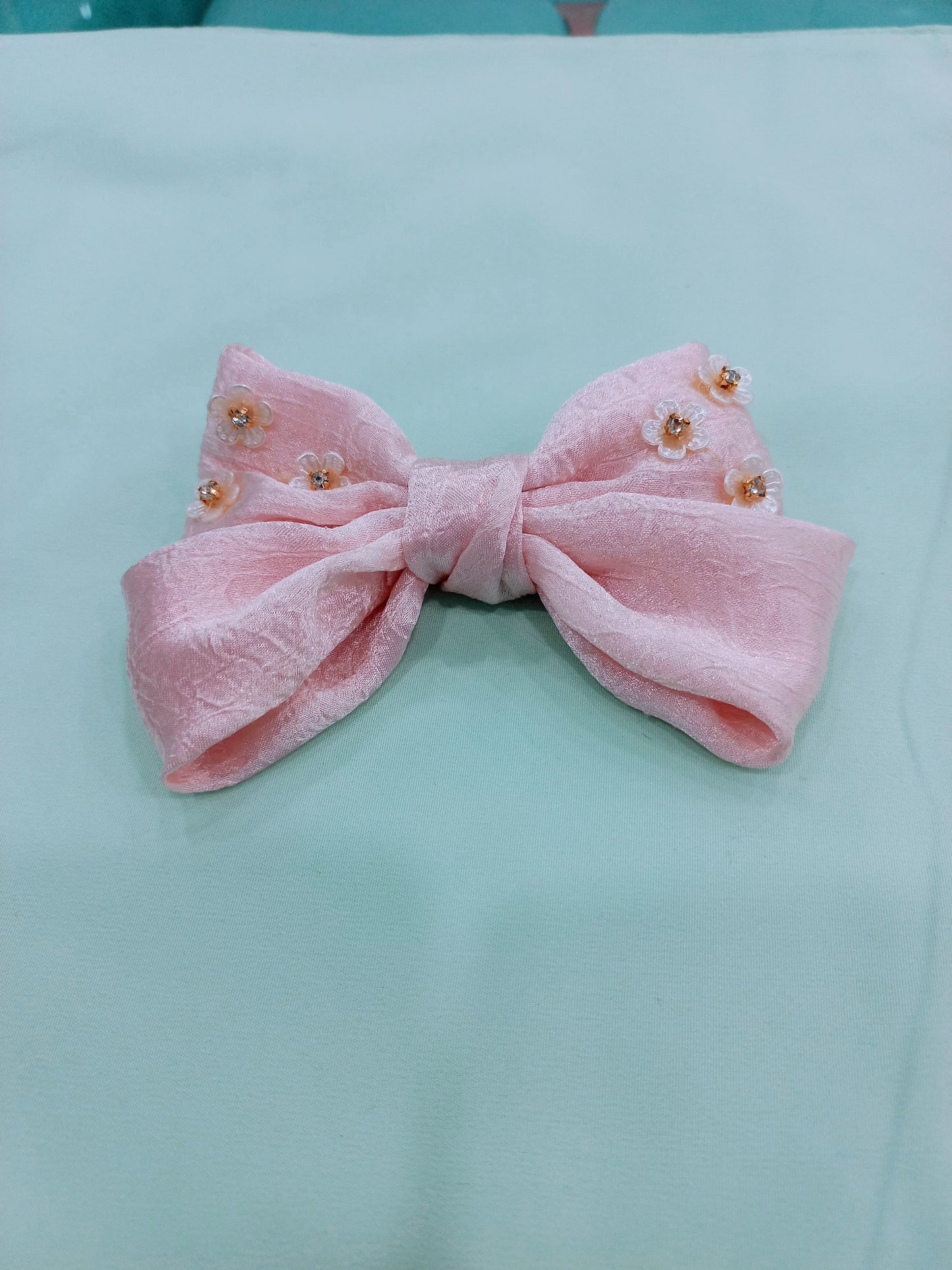 Trendy Bow Hairclips