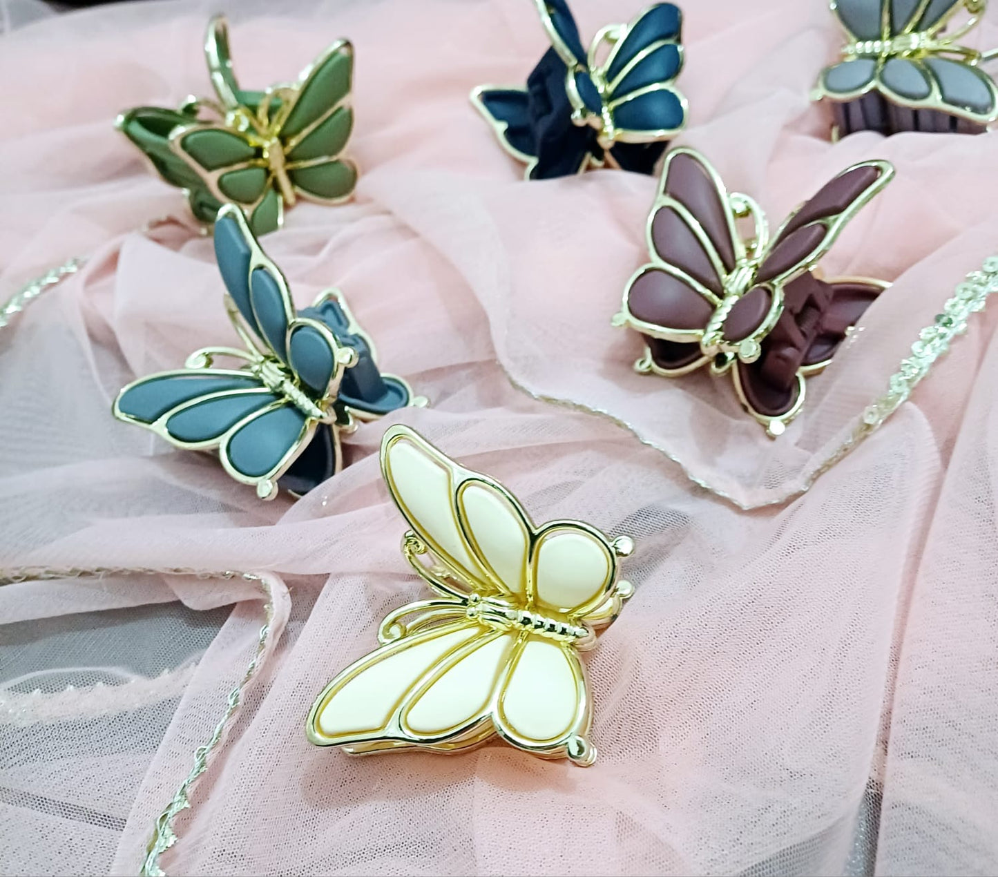 Butterfly double sided clip