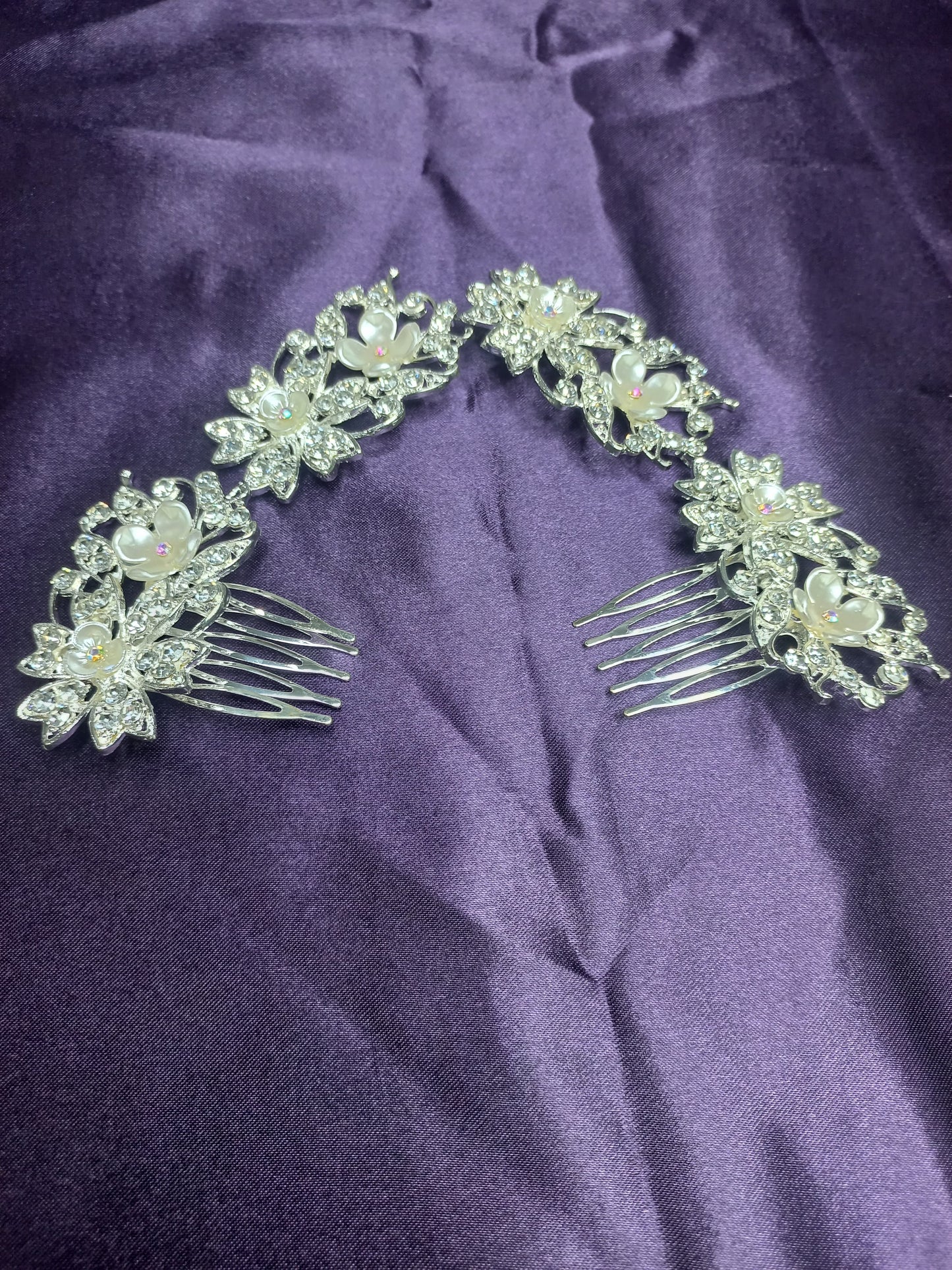 Cute hairclip for parties