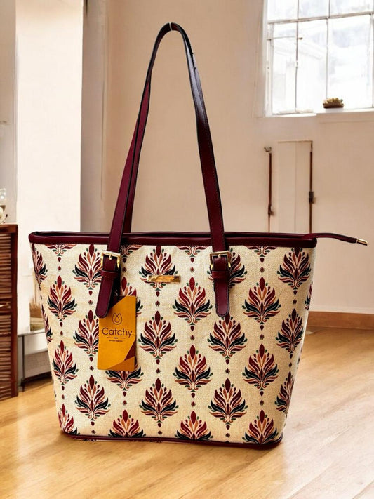 Catchy tote bag Printed fabric design - cream with flowers